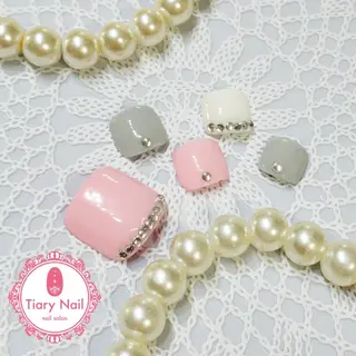ネイル 💗🪽Tiary Nail🪽💗のネイルデザイン