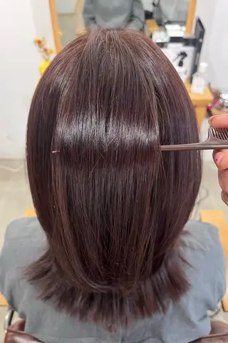 セミロング カラー 三島 有佳里のヘアスタイル