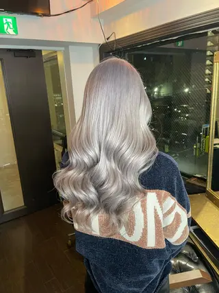 ロング カラー 安田和洋 ブリーチカラー特化のヘアスタイル