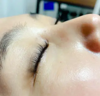 マツエク・マツパ 繪蒔/柿の木坂 にあるまつ毛サロンのマツエク・マツパデザイン