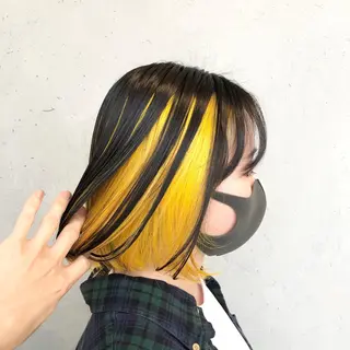 ショート カラー ヘアアレンジ ｲﾝﾅｰｶﾗｰ屋さん 🫧伊藤拓実のヘアスタイル