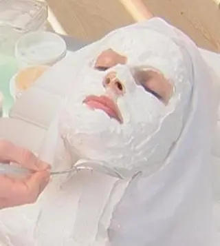 酒井綾子 .トアボーテの眉毛・アイブロウイメージ