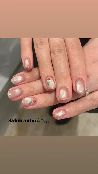 ネイル TRU NAOMI🫧のネイルデザイン