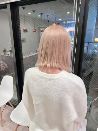 ミディアム ブリーチ毛に縮毛矯正 ✨カラー✨山田 正幸のヘアスタイル