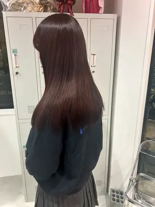 ロング カラー (𝐡)𝐰𝐢𝐦 𝐲𝐮𝐧𝐚のヘアスタイル