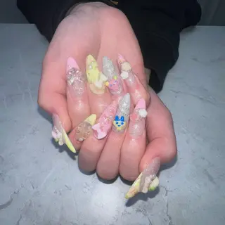 ネイル 谷井 清嘉のネイルデザイン