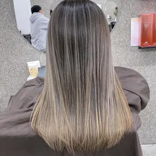 セミロング カラー Lull1人美容室 バレイヤージュのヘアスタイル