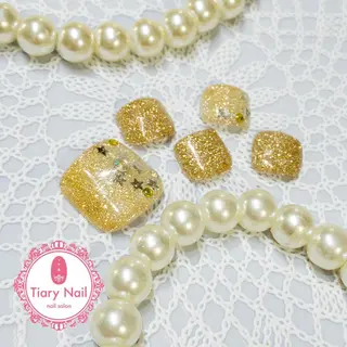 ネイル tiarynail K K🐼のネイルデザイン