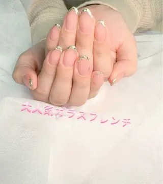 ネイル pink ladyサロン所属・べ にのネイルデザイン