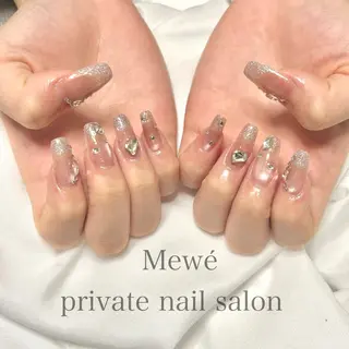 ネイル Mewé ayakaのネイルデザイン