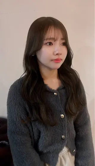 ロング YUKI 🌕 «ダブルカラー»のヘアスタイル