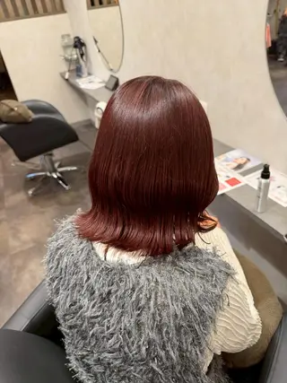 ミディアム カラー 谷岡 沙也佳のヘアスタイル
