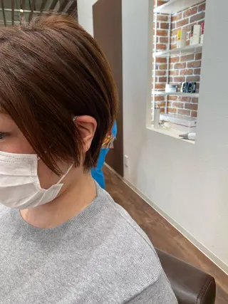 ショート 大輪 日向子のヘアスタイル