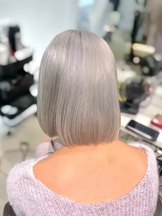 ショート カラー 🌻名古屋🌻 🫧ハイトーン🫧のヘアスタイル