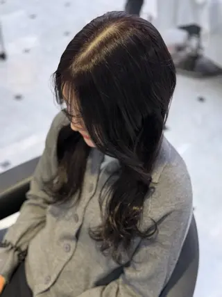 ロング カラー 韓国風グレージュ 🤍たくみ🤍のヘアスタイル