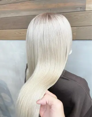 カラー Vale YUSUKEのヘアスタイル