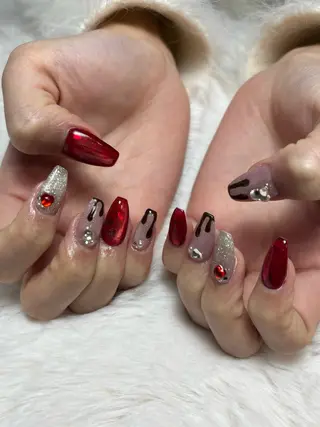 ネイル 三本 綾奈のネイルデザイン