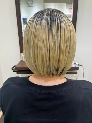ショート なかのももか/レイヤ ー/髪質改善カラーのヘアスタイル