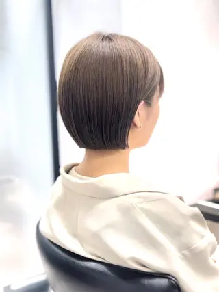 ショート ショートヘア、ボブ こやさん　コヤマのヘアスタイル