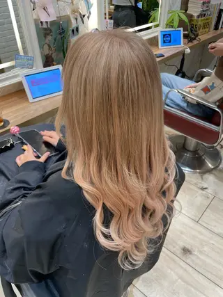 セミロング カラー ブリーチ超特化美容師 ☯️ルカ✡️💫のヘアスタイル