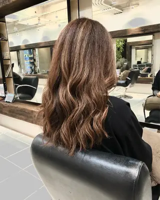 ロング 髪質改善個室サロン' 白髪ぼかし・縮毛矯正のヘアスタイル