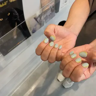 ネイル airi 🤍のネイルデザイン