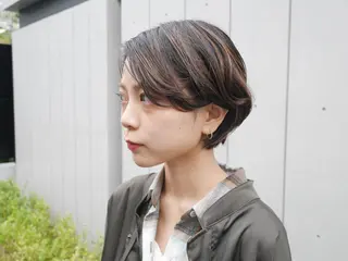 ショート カラー うる艶カラー/恵比寿 ベージュ/丸山陽平のヘアスタイル
