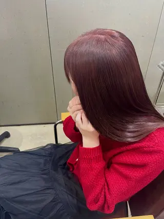 カラー yanagisako chihiroのヘアスタイル
