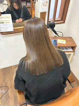 セミロング カラー 元山 透明感艶カラー 🌻レイヤーカットのヘアスタイル