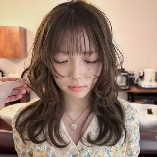 ミディアム カラー 艶カラー🫧 猿渡 響のヘアスタイル