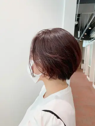 ショート カラー 髪と心を整える美容師 透明感カラー/ボブのヘアスタイル