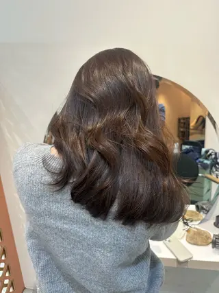 ミディアム AYAKA 下北沢suuのヘアスタイル
