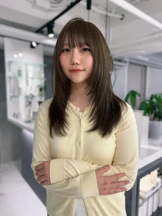 sena⌇ベージュ⌇ ブリーチなしWカラーのヘアスタイル