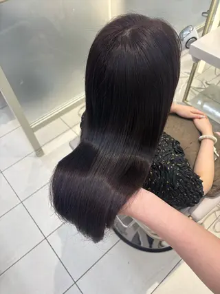 セミロング カラー かなこ／重めレイヤー ／透明感カラーのヘアスタイル