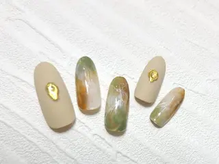 ネイル 早坂  のネイルデザイン