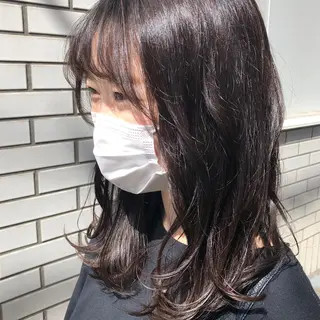 セミロング カジサ ケイコのヘアスタイル