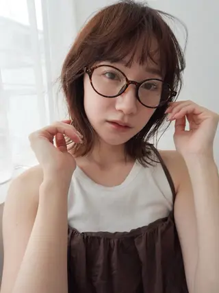 ミディアム カラー ‎♡アヤメ/レイヤー ボブ♡渋谷のヘアスタイル