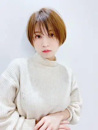 ショート カラー 小田 桜のヘアスタイル