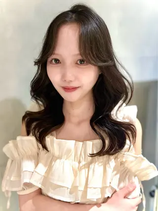 セミロング ヘアアレンジ そ にのヘアスタイル