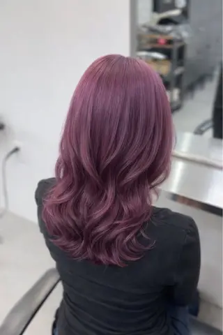 ロング カラー 蔭山 幸奈のヘアスタイル