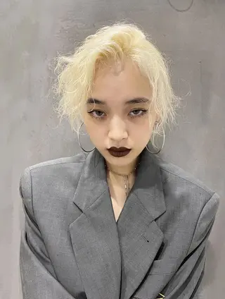 カラー サイレント美容師 アイリィのヘアスタイル