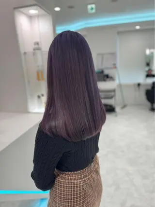 ロング カラー 赤み消し🌿 透明感カラー🫧のヘアスタイル