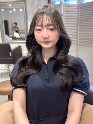 ロング カラー パーマ ヘアアレンジ レイヤーカット ✨️進藤ひかりのヘアスタイル