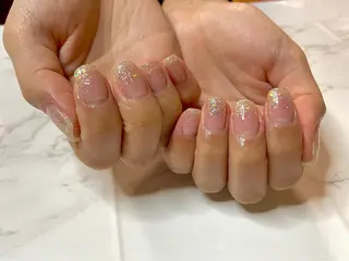 ネイル PｰPOP所属・青木 ひろえのネイルデザイン