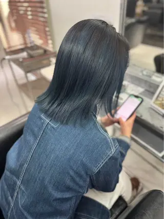 ミディアム カラー 🏝️🐉沖縄移住 美容師竜生🏝️のヘアスタイル