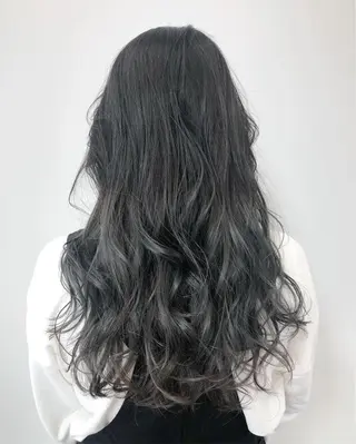 セミロング カラー ヘアアレンジ 【公式】amble luxe池袋東口🩷のヘアスタイル