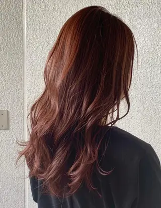 ミディアム 鈴木 梓のヘアスタイル
