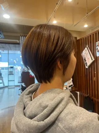 ショート 大貫 遥菜のヘアスタイル
