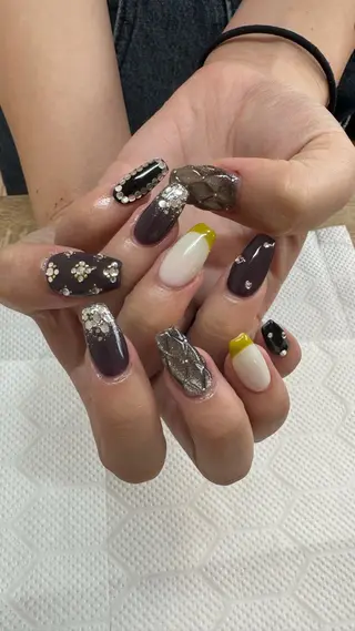 ネイル MH_ Nailのネイルデザイン