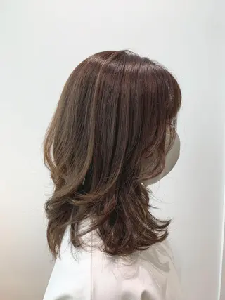 セミロング カラー ヘアアレンジ 髪と心を整える美容師 透明感カラー/ボブのヘアスタイル